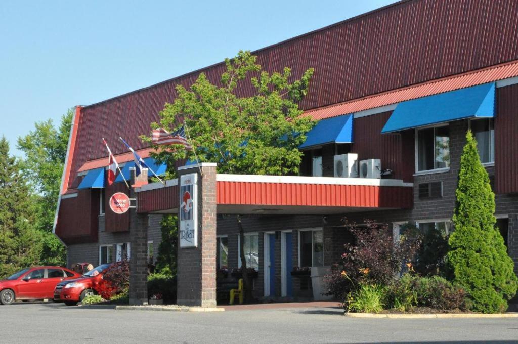 Motel Le Transit Mont-Saint-Hilaire Exterior photo