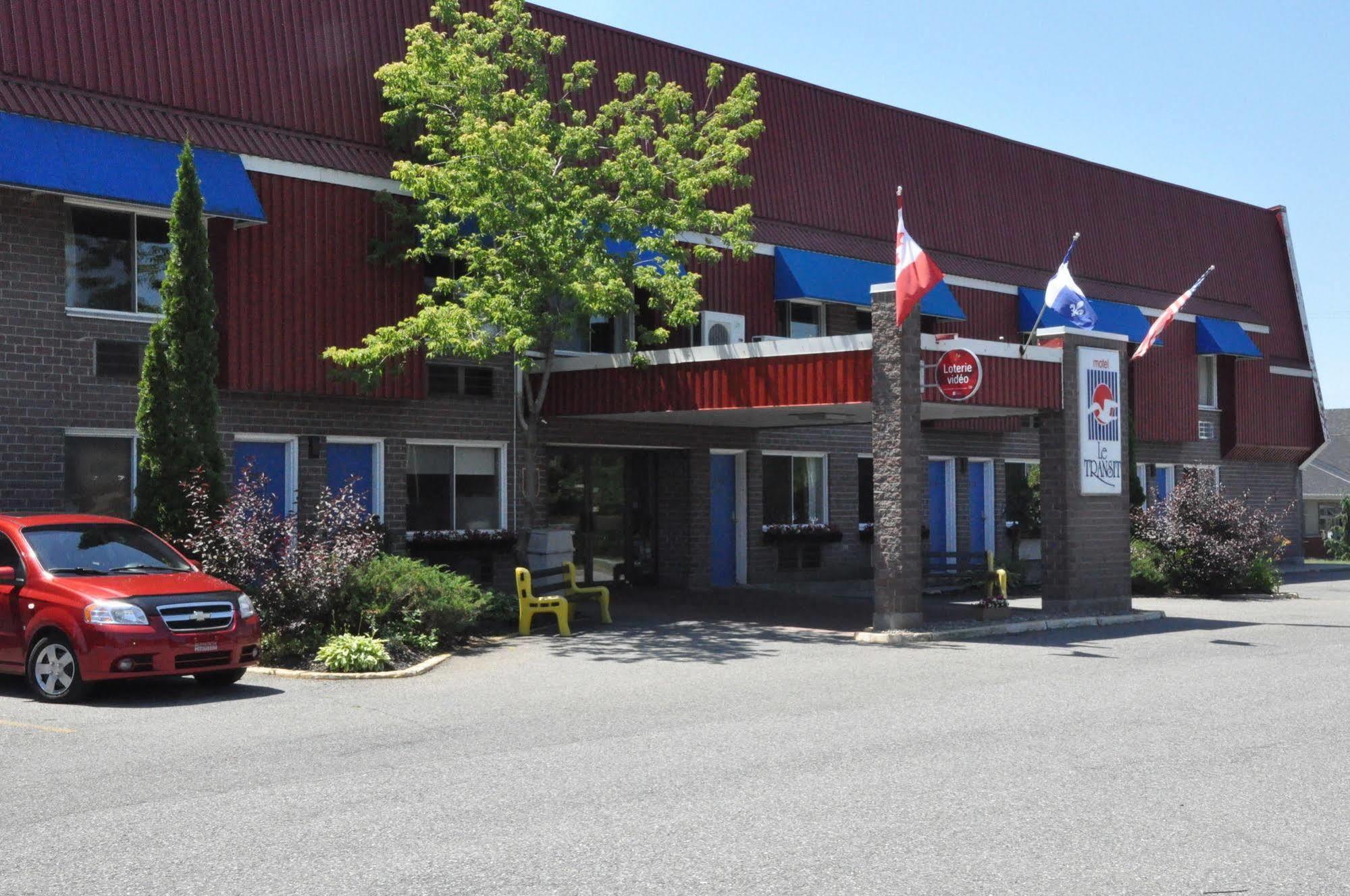 Motel Le Transit Mont-Saint-Hilaire Exterior photo